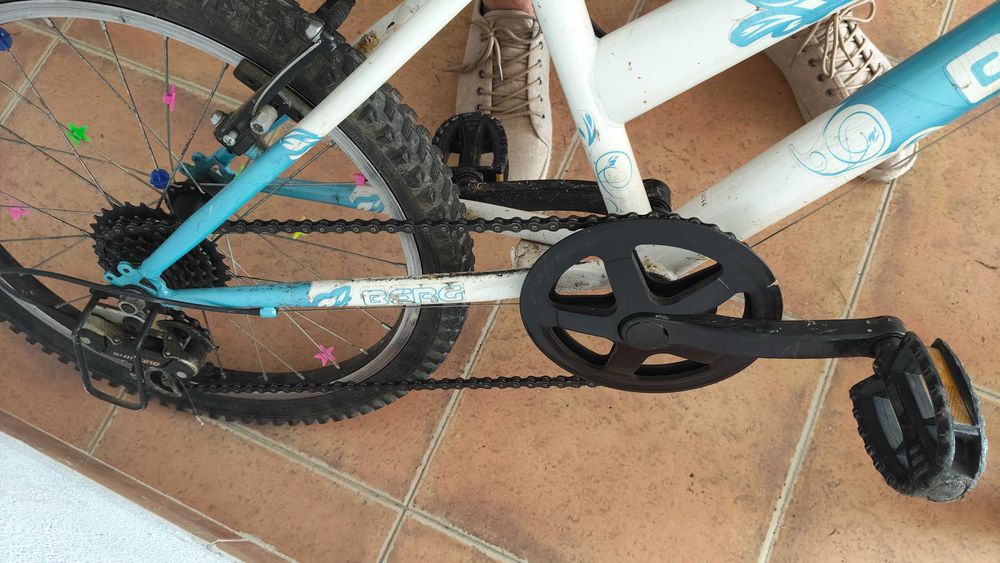 Bicicleta Berg criança roda 20 - suspensão e mudanças Shimano