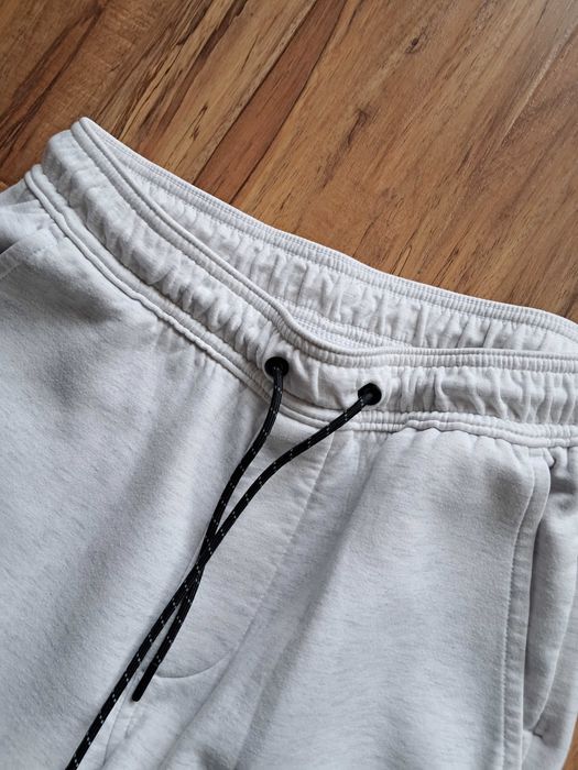 spodnie dresowe z USA american eagle stan bdb 2 razy założone roz S