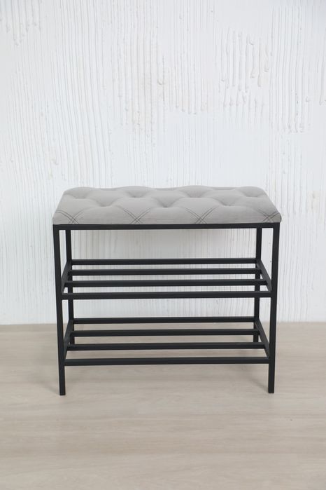 Стильна банкетка у прихожу — функціональність і естетика