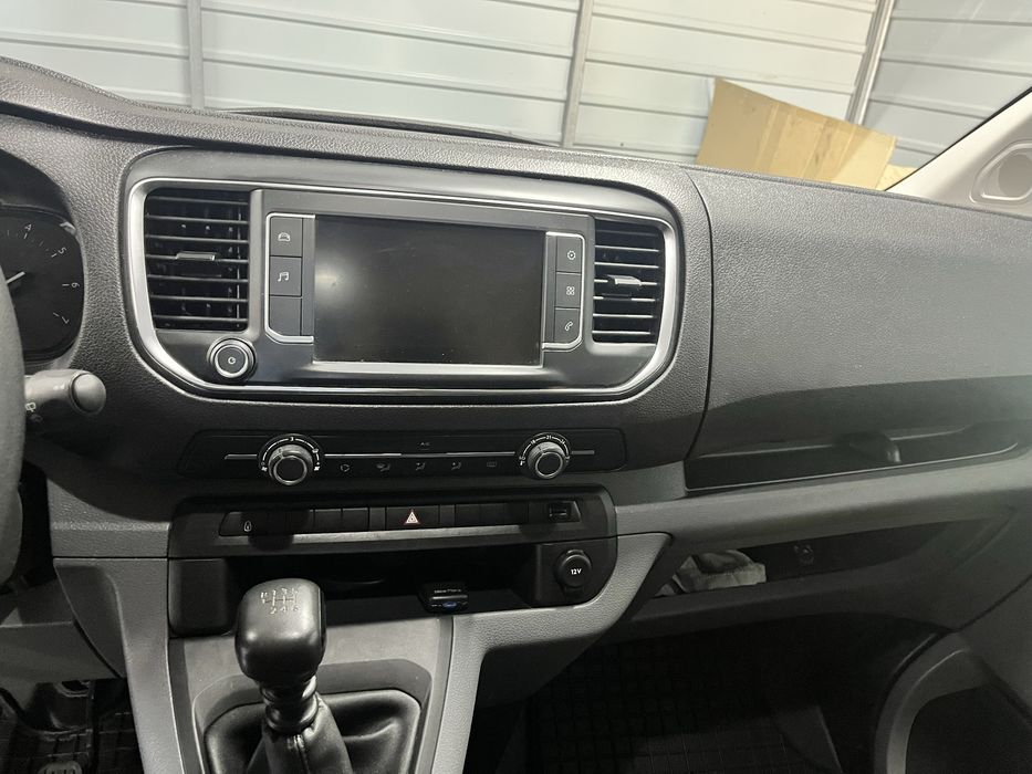 Opel vivaro 2.0 long 9 osobowy Polski salon