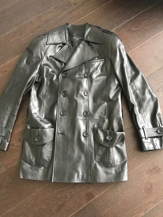 шкіряна чоловіча куртка