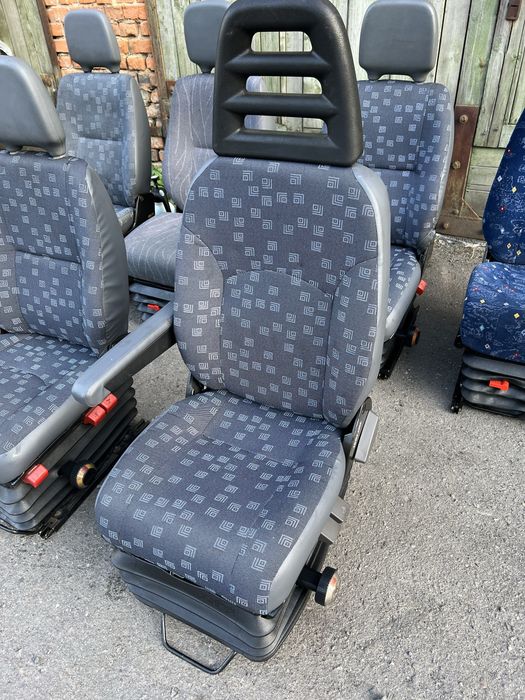 Сидение пилот Mercedes Sprinter Volkswagen LT сідушка пілот трактор
