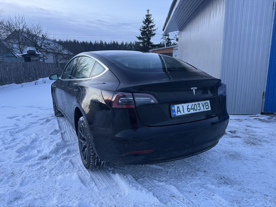 Tesla model 3 2019 Standart range +