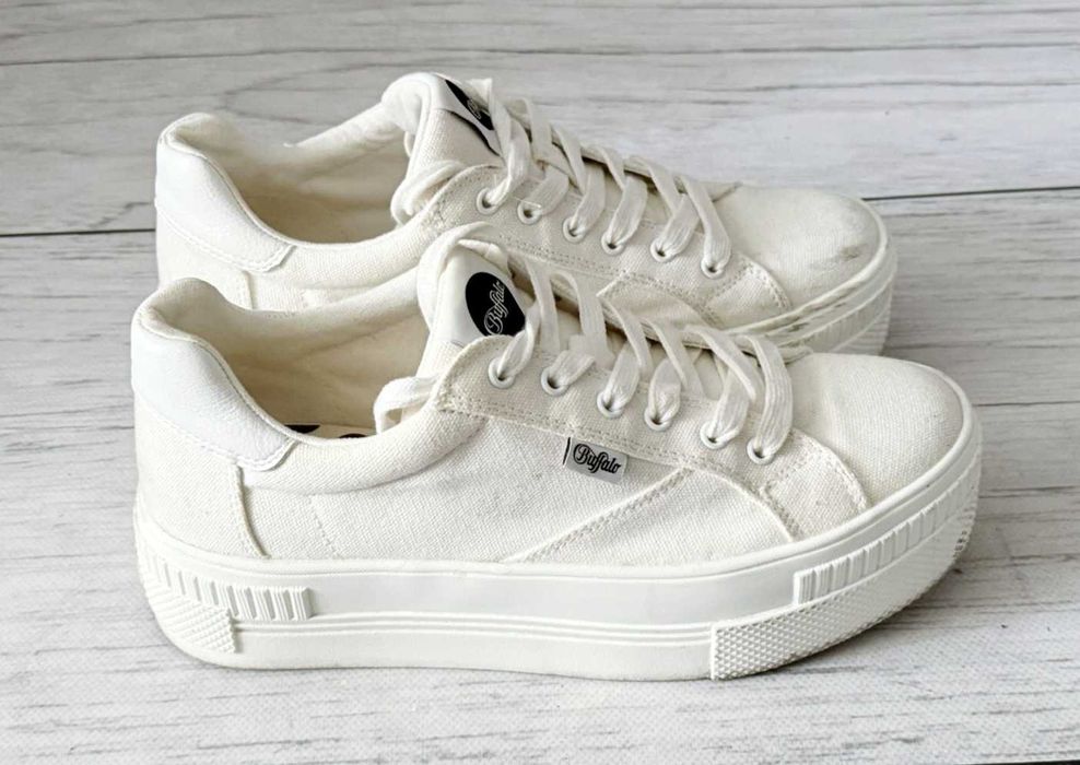 Trampki sneakersy damskie Buffalo Paired r. 39