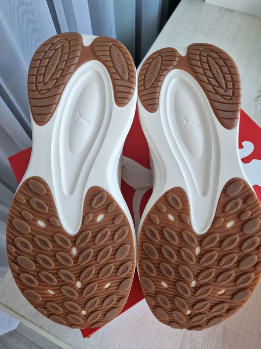 PUMA жіночі кросівки DARK pro tech