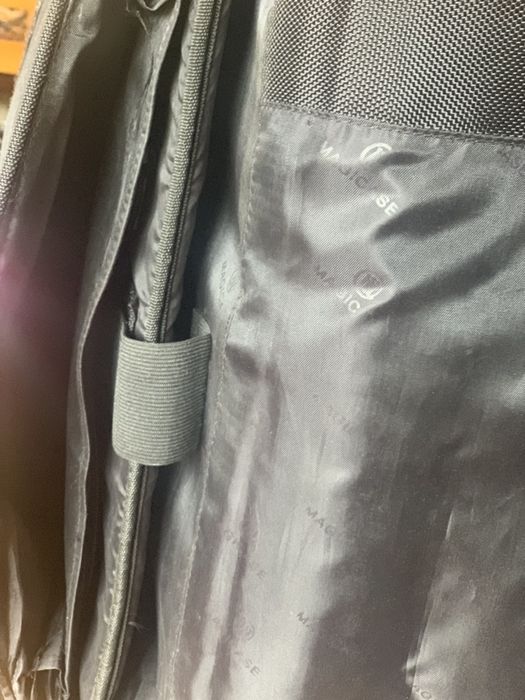 Mala para documentos e portátil