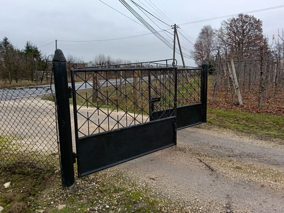 Brama wjazdowa używana