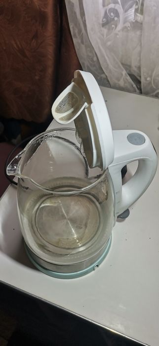 Электрочайник продам