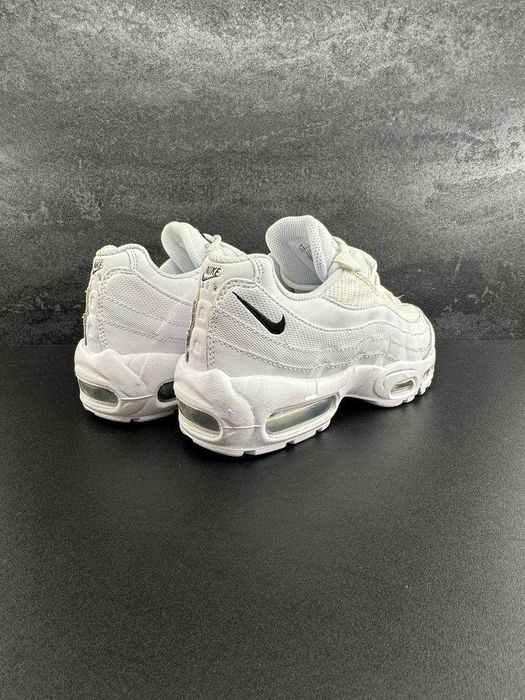 Кросівки Nike W Air Max 95 Essential White CK7070-100 (37.5)