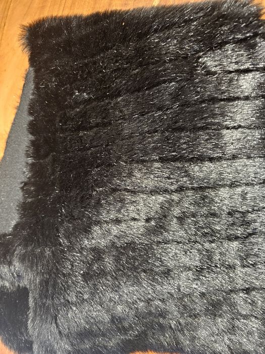 Materiał futerkowy  czarne