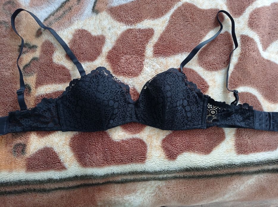 Новий Лиф бюстгальтер фірми HsM