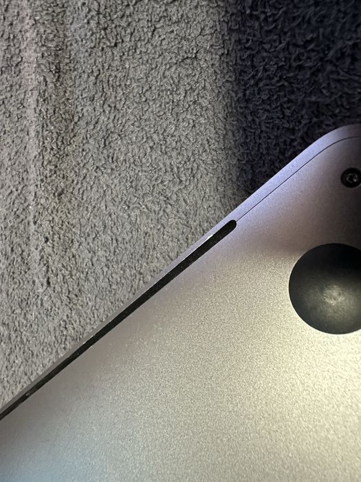 (Para peças) Macbook pro 2019 13” polegadas Touch Bar  256gb 16gb Ram