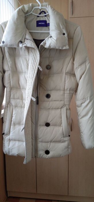 Продам стильный и теплый пуховичок