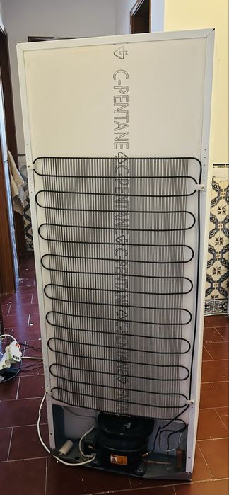Frigorifico vertical