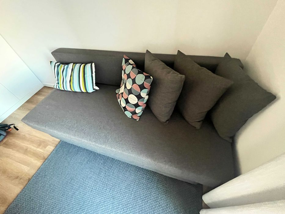 Sofá-cama IKEA ÄLVDALEN 3 lugares c/ arrumação - como novo