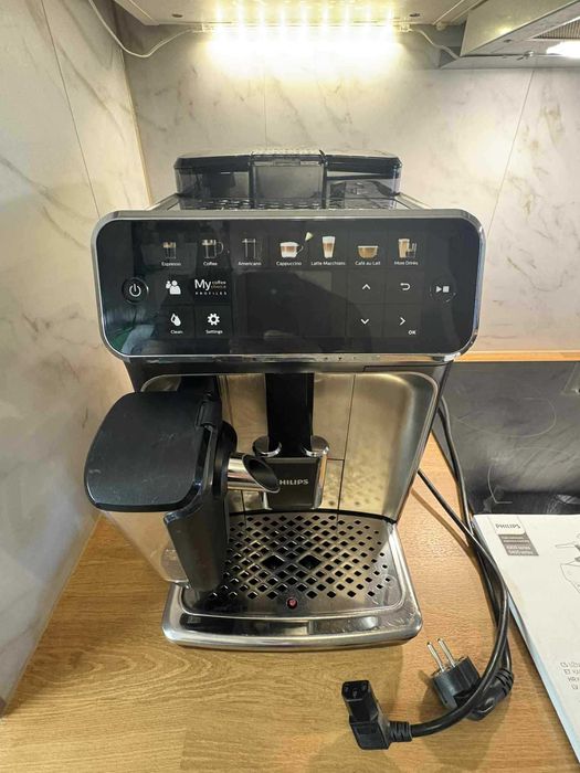 Ekspres ciśnieniowy PHILIPS Series 5400 LatteGo EP5447/90!