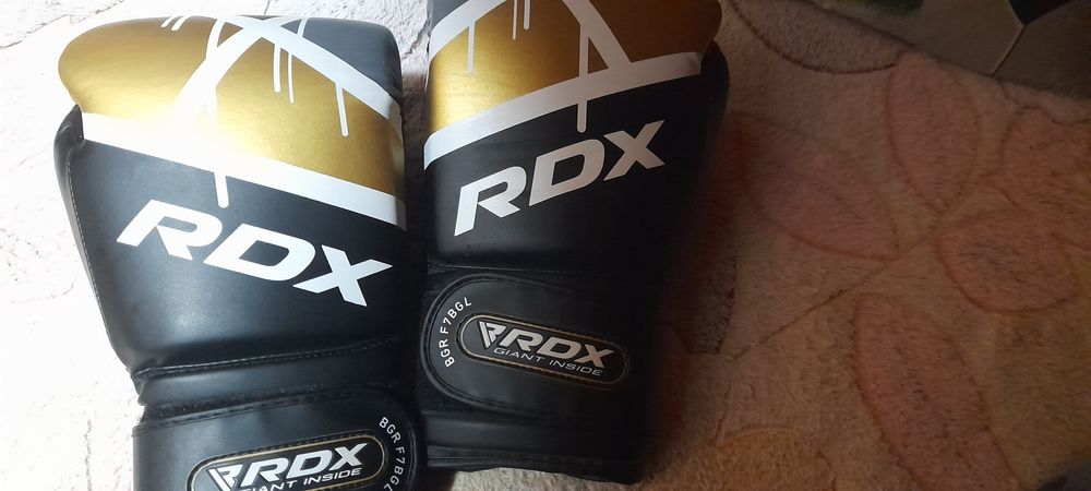 Боксерскі перчатки