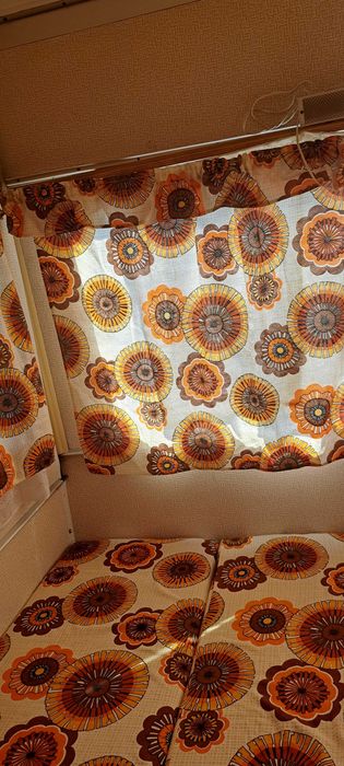 Caravana rebativel com avançado .