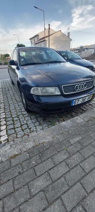 Audi A4 B5 1.6 Sedan Azul Escuro