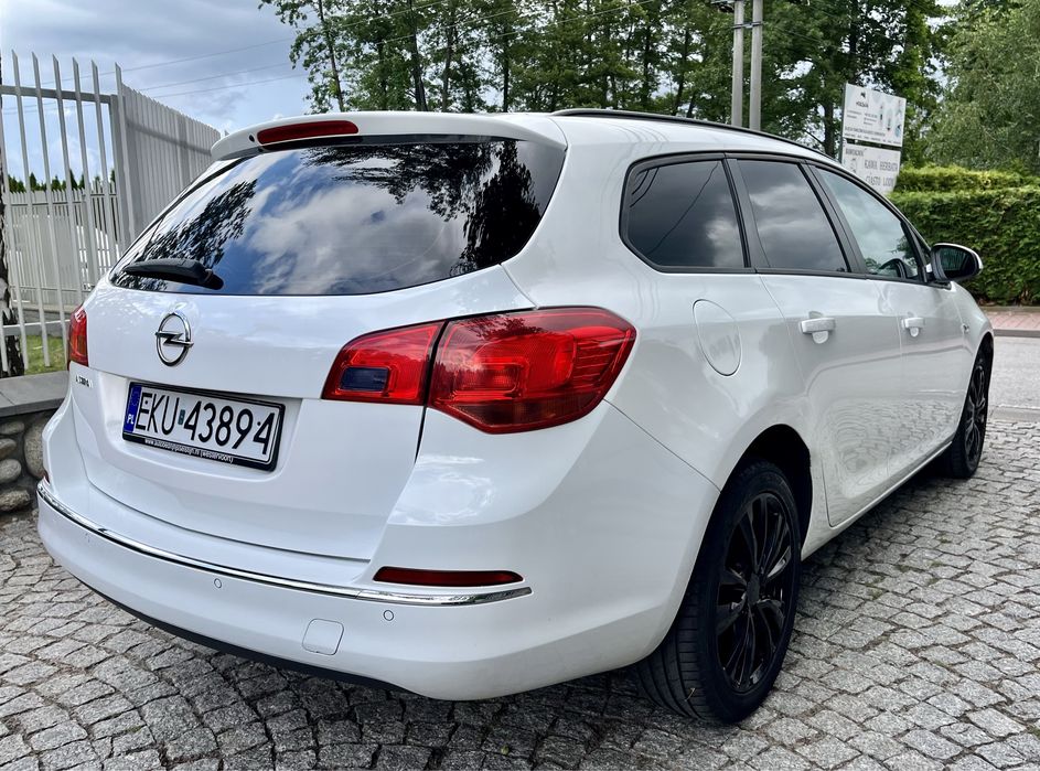 Opel Astra 1.4 benzyna 125KM 2014 rok El.szyby KLIMA NAVI TEMPOMAT
