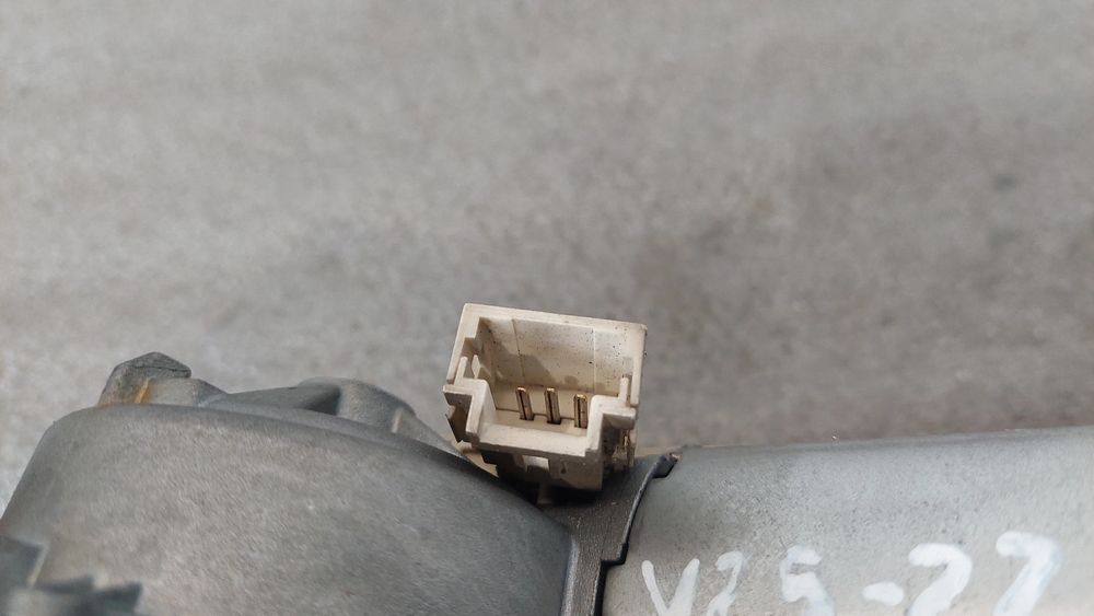 Motor limpa vidros trás RENAULT Clio III (BR0/1, CR0/1)