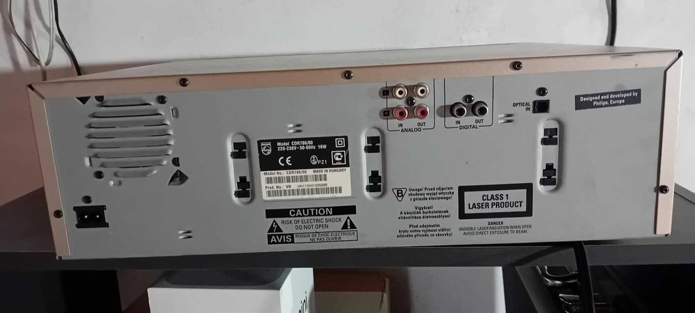 Gravador de CDs Philips CDR 786