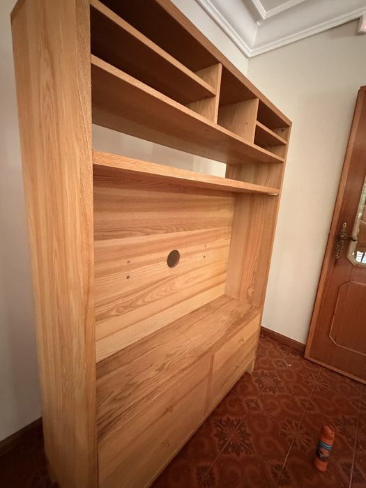 Movel de madeira para a TV