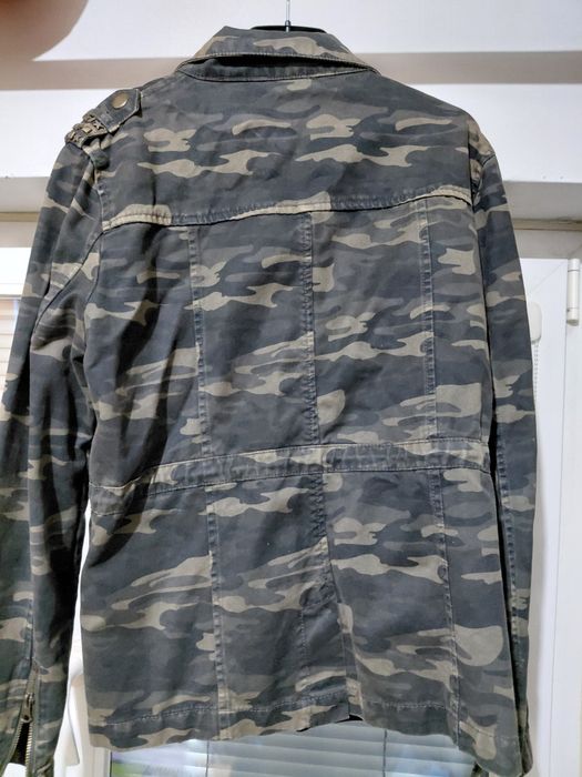 Casaco estilo militar