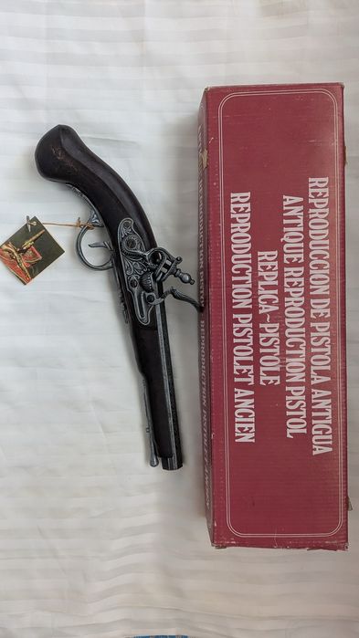 Pistolas decorativas