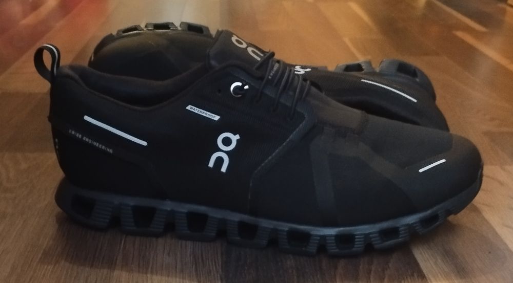 Кросівки трекінгові On Running Cloud 5 Waterproof;
