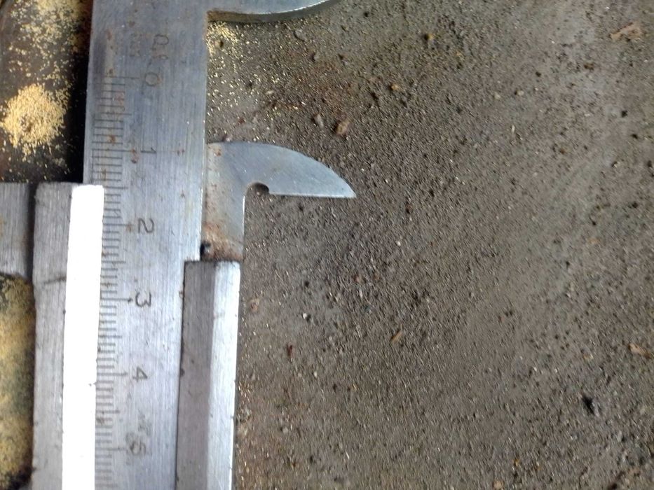 Śruby do presy używane mi