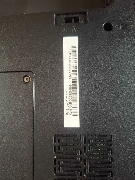 Laptop Lenovo B570 (Model 20093)