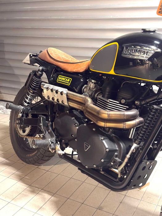 Triumph Scrambler 900 Barbour by Unik