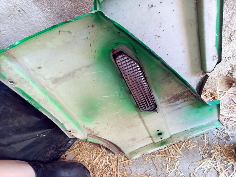 Dois guarda lamas de Iveco