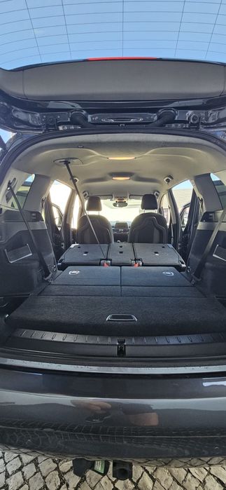 BMW 218 Gran Tourer — fotografia 8