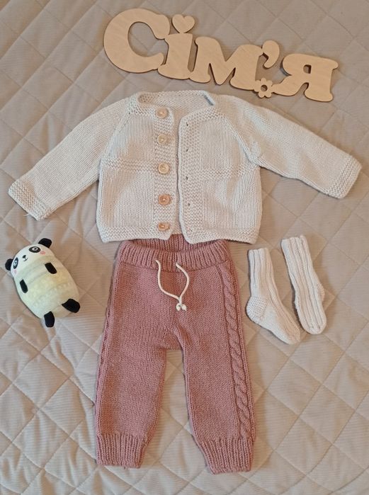 В'язаний костюмчик