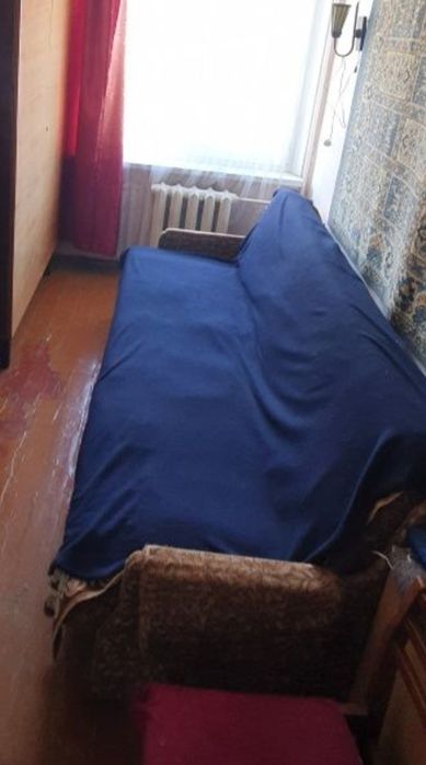 Віддам безкошковно М'яка частина, диван і два крісла