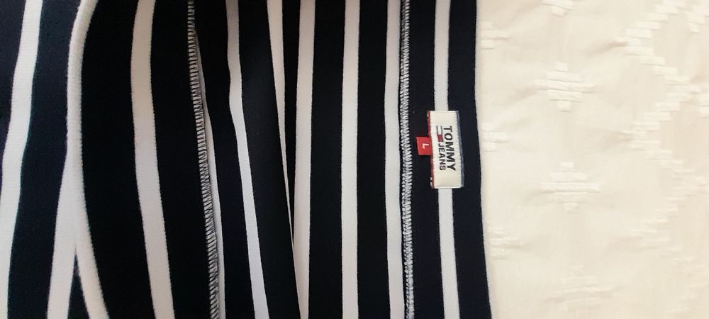 Tommy Hilfiger saia original