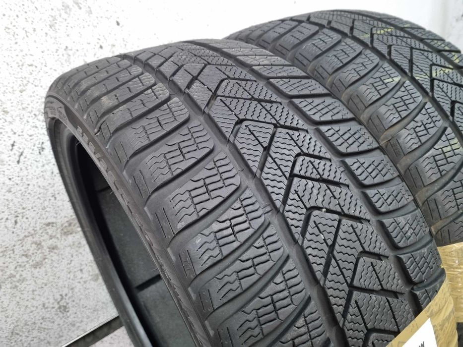 235/35/20 92W PIRELLI Winter Sotto Zero 3 TO ELECT PNCS