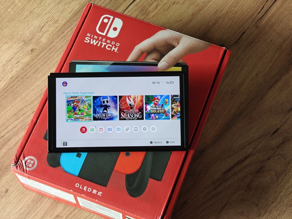 NOWA Nintendo Switch OLED przerobiona CFW PICOFLY + karta 256gb ZESTAW