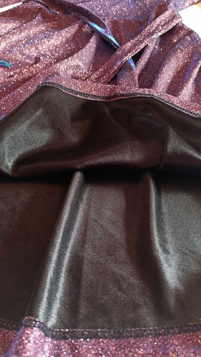 Sukienka na uroczyste lub wieczorne wyjścia