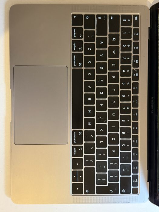 Sprzedam MacBook Air 13