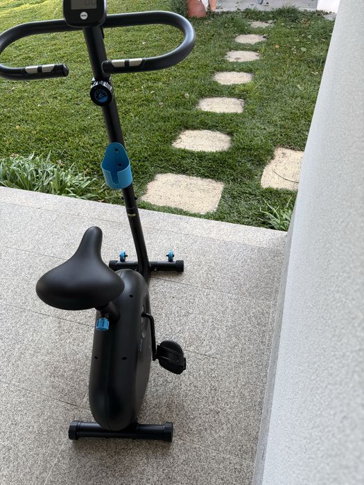 Bicicleta estatica Essencial EB 120 nova usada 2 vezes