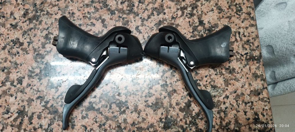 Manetes Shimano claris