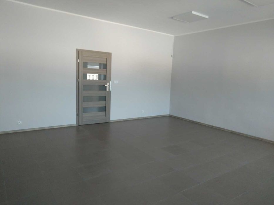 Do wynajęcia lokal biurowo-usługowy - 32,40 m2