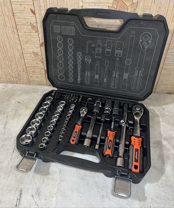 Набір інструментів Dnipro-M ULTRA 73 | 73 предметів