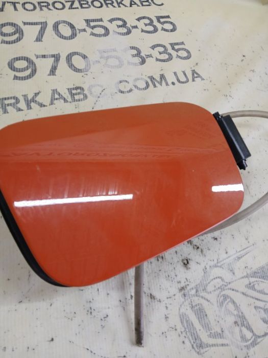 Лючок топливного бака Audi Q3 2021