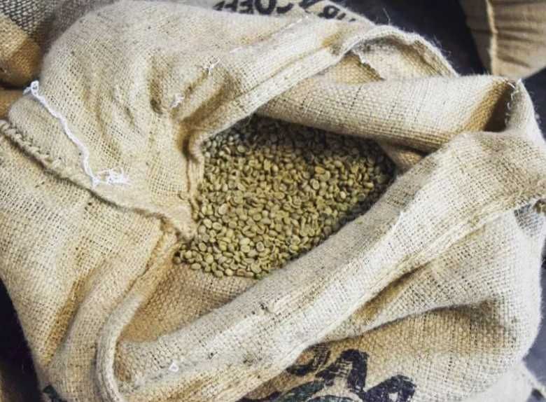 Купаж зернової кави 70/30 класичний смак у вашій чашці!