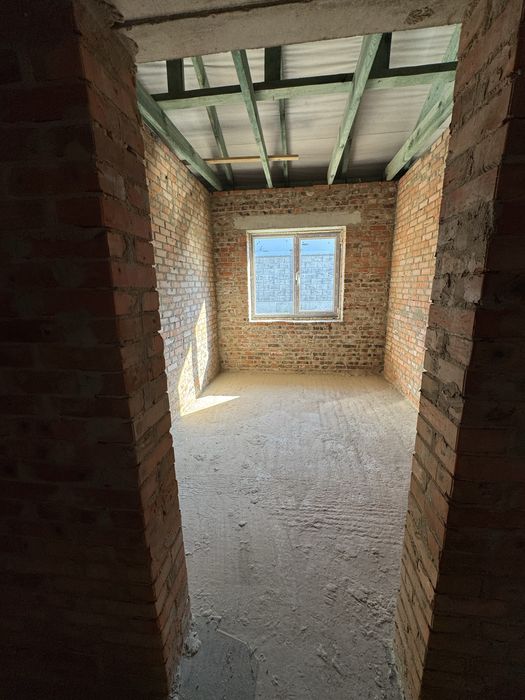 Продам сучасну американку 110 м.кВ в хорошій локації