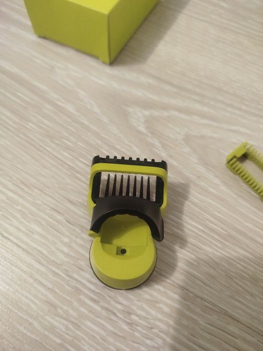 Универсальная насадка для триммера Philips OneBlade
